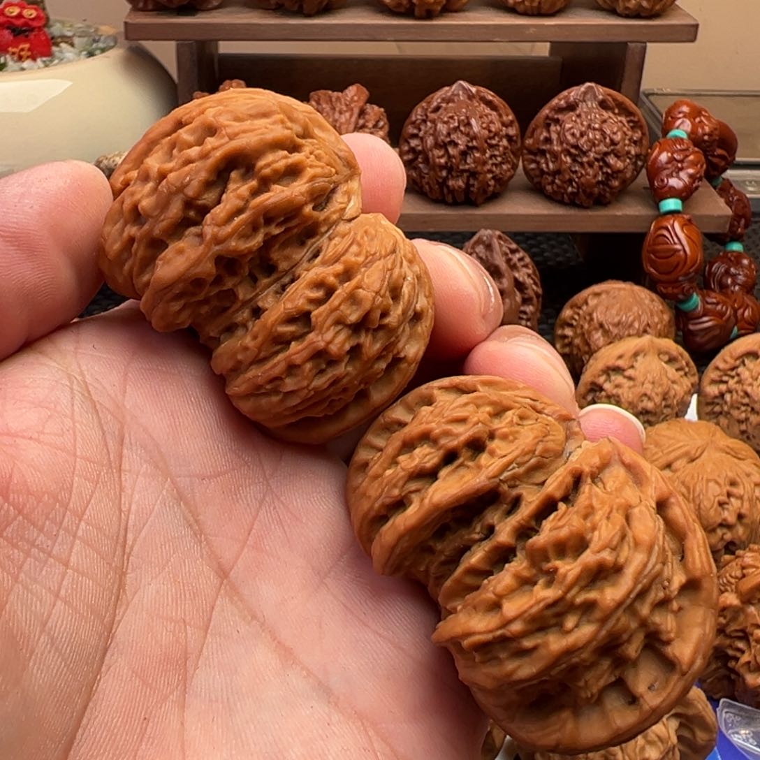 文玩核桃把件夜*球连