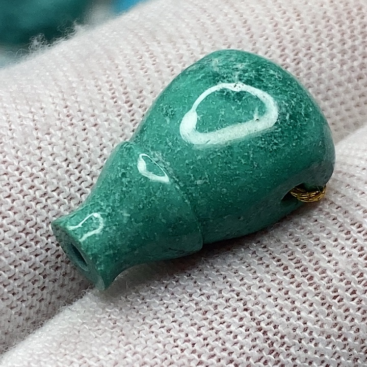 绿松石未镶嵌天然原矿 地大质检