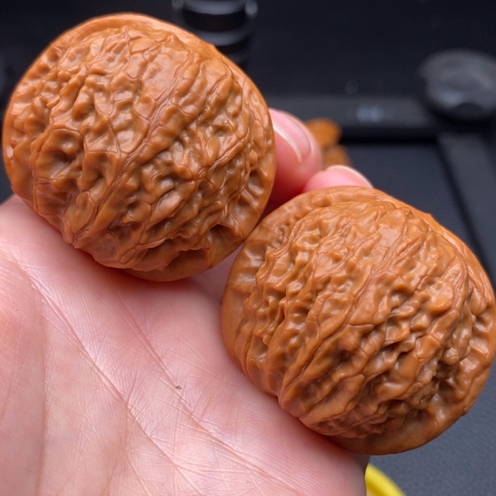 文玩核桃吊坠金麒麟42