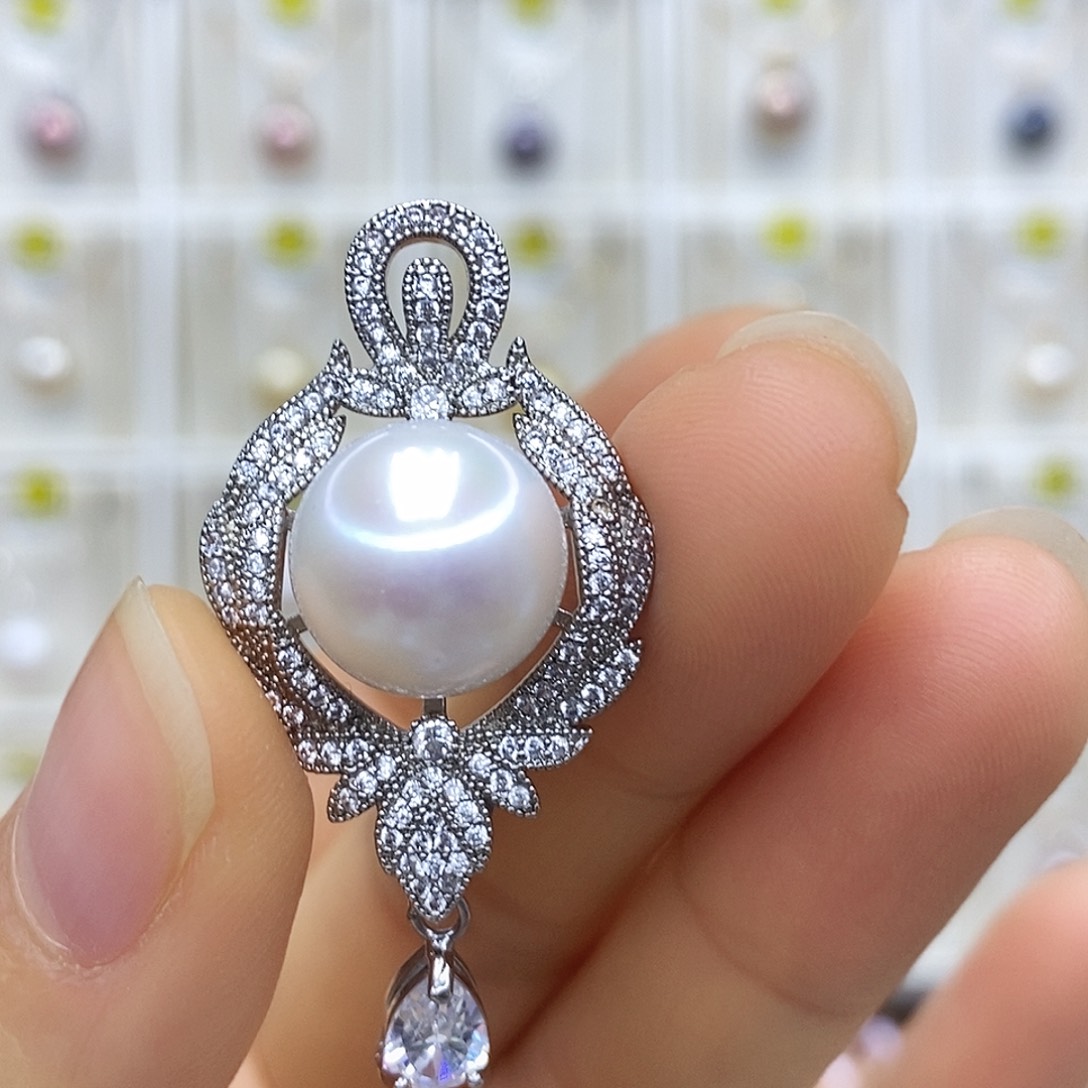 淡水珍珠未镶嵌吊坠(赠链)