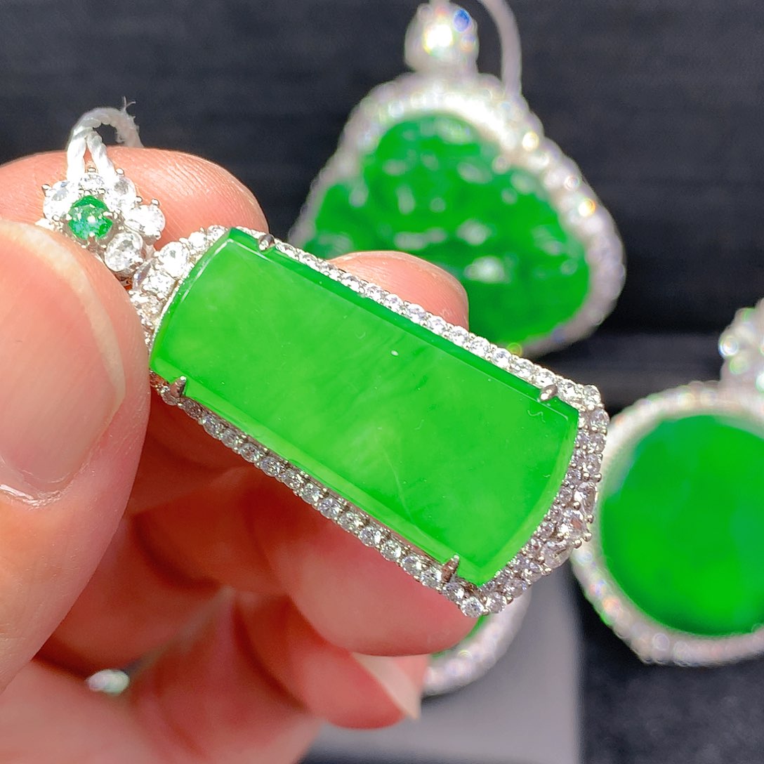 翡翠银S925镶嵌颈饰吊坠