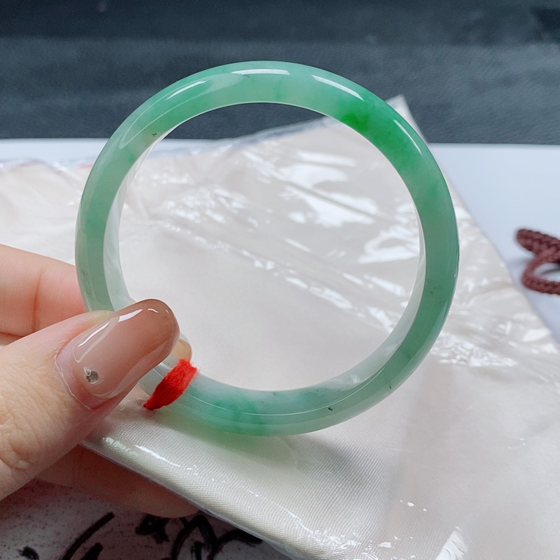 【闪购商品】未镶嵌手镯翡翠431号