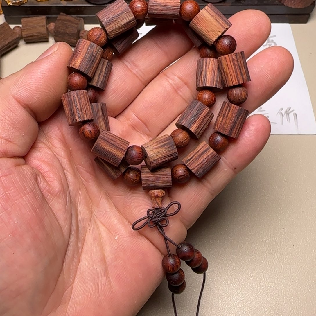 其他降真香降真香1.2*19颗手串