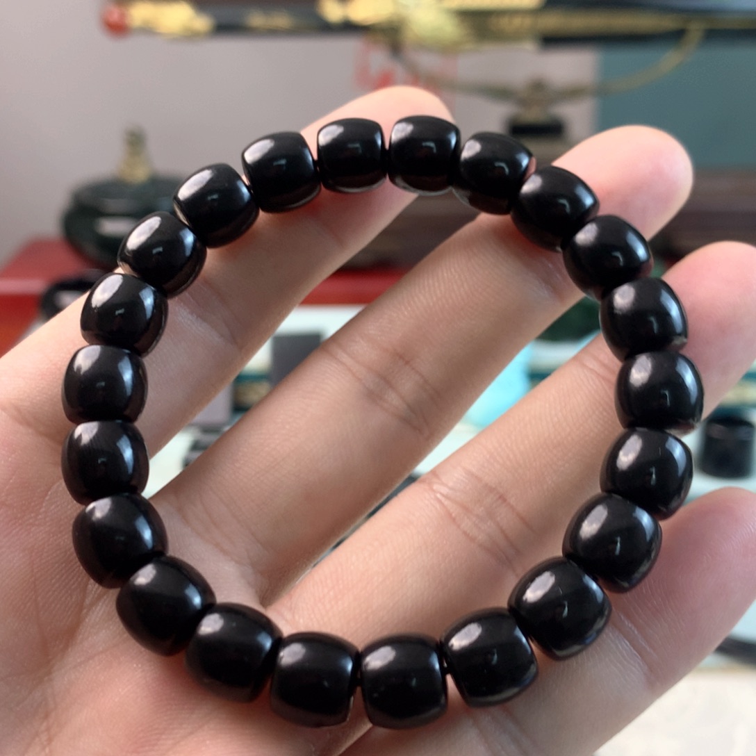 和田玉黑青手串10m m未镶嵌