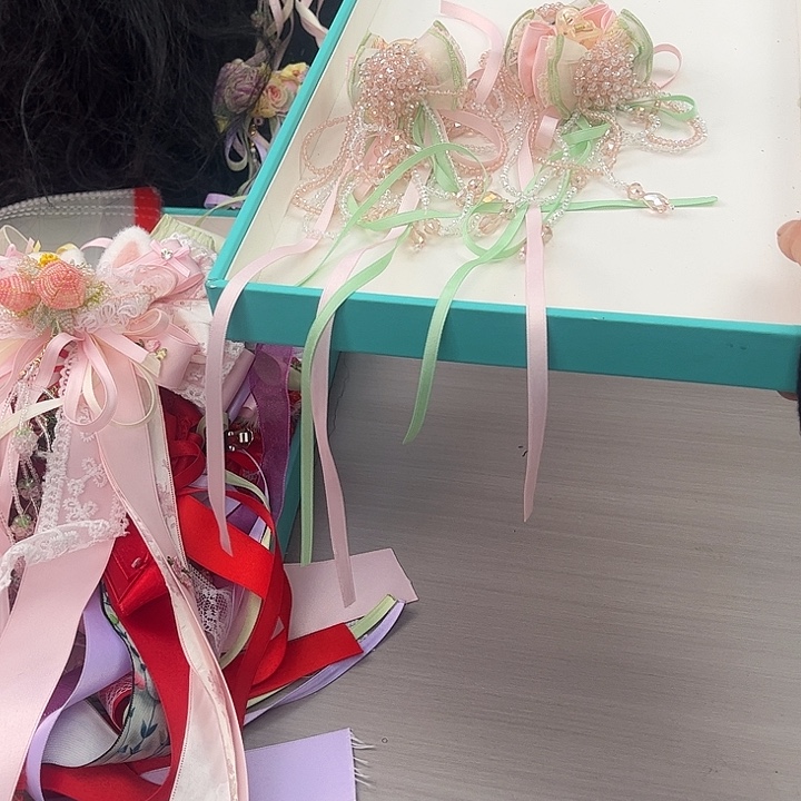 布艺非金属荷花小抓