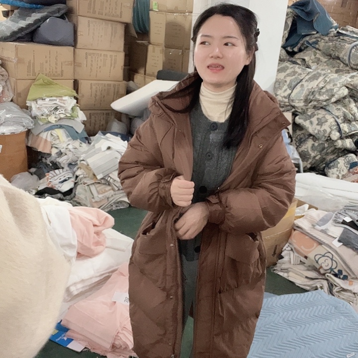 咖色长款外套M码啦