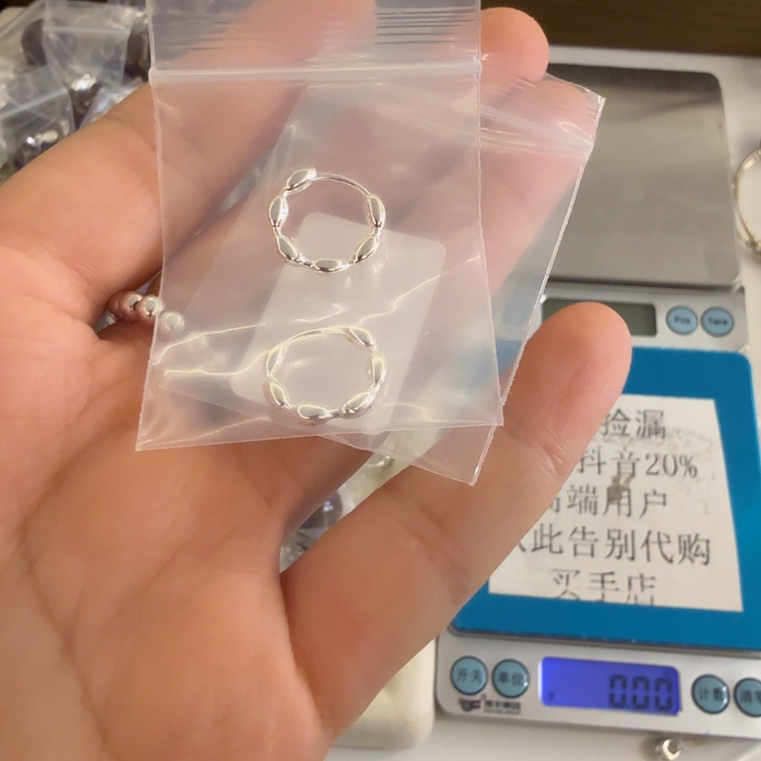 足银银色栏杆球耳钉