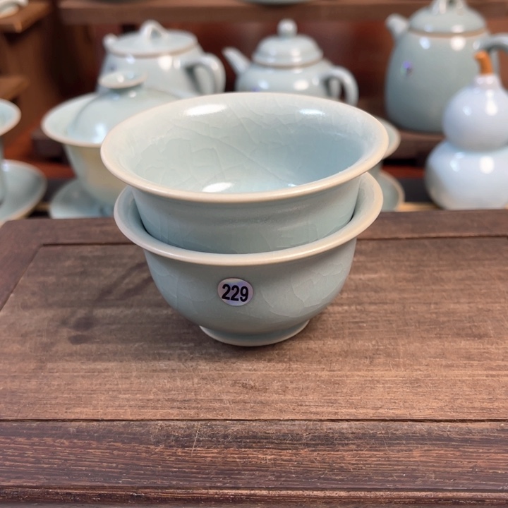 汝州原矿原釉微瑕杯杯二个