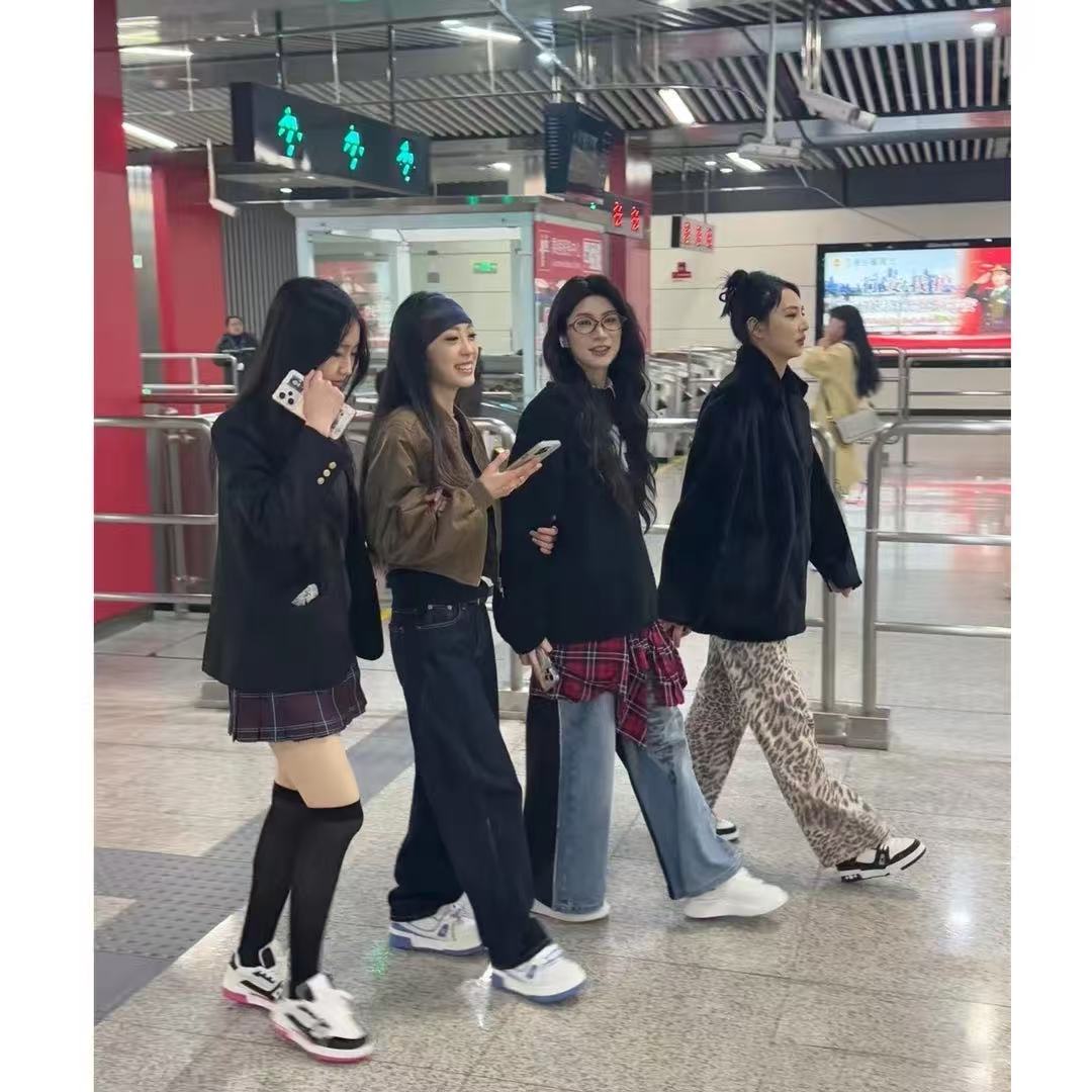 3潮鞋 男女同款鞋板鞋 高端手工鞋 时尚百搭 搭配 T恤上衣 短裤