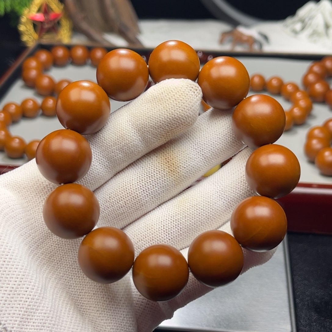 橄榄核手串虚*弱1.9+树王精品铁核 小孔