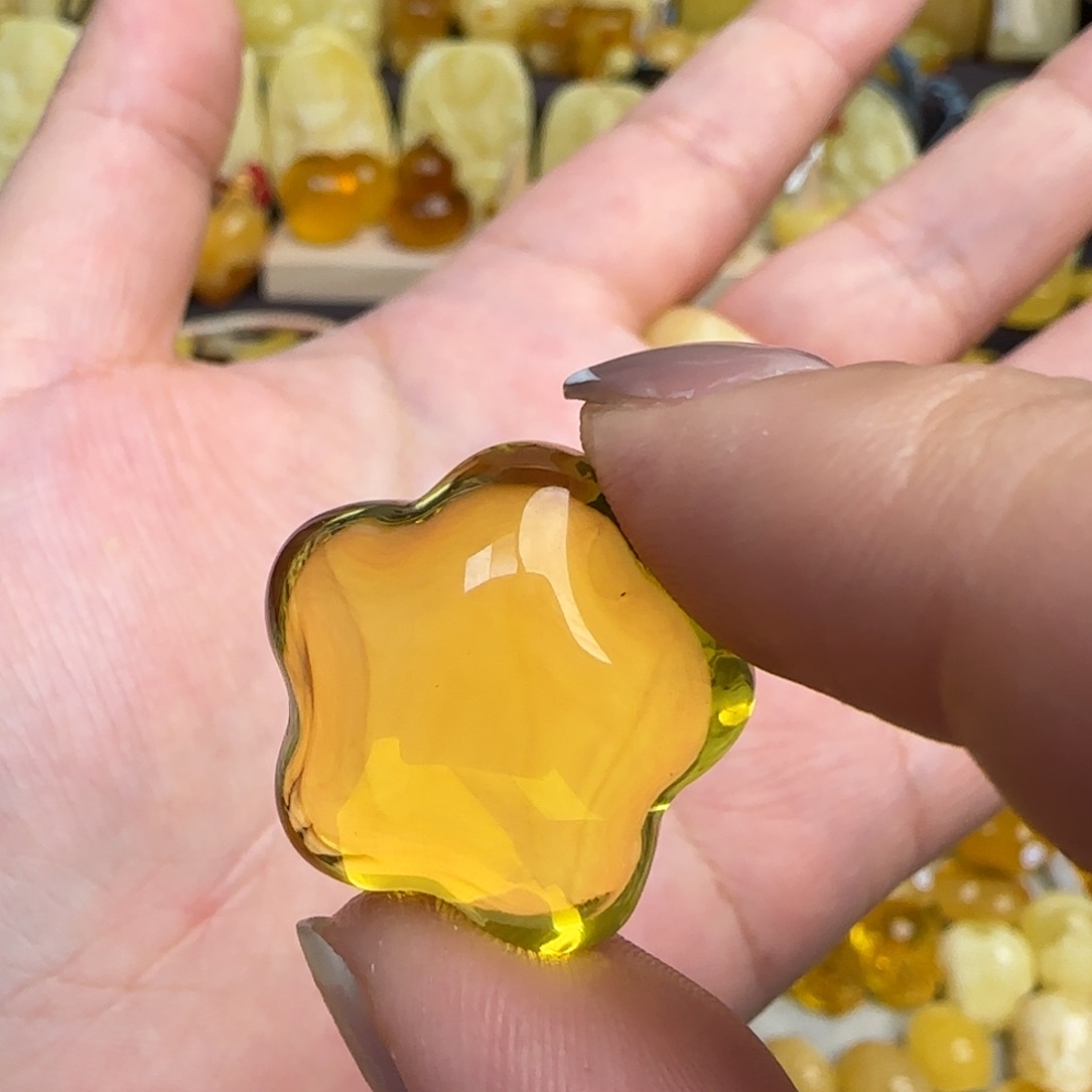 未镶嵌金珀吊坠(不含链)天然俄料金珀星星吊坠