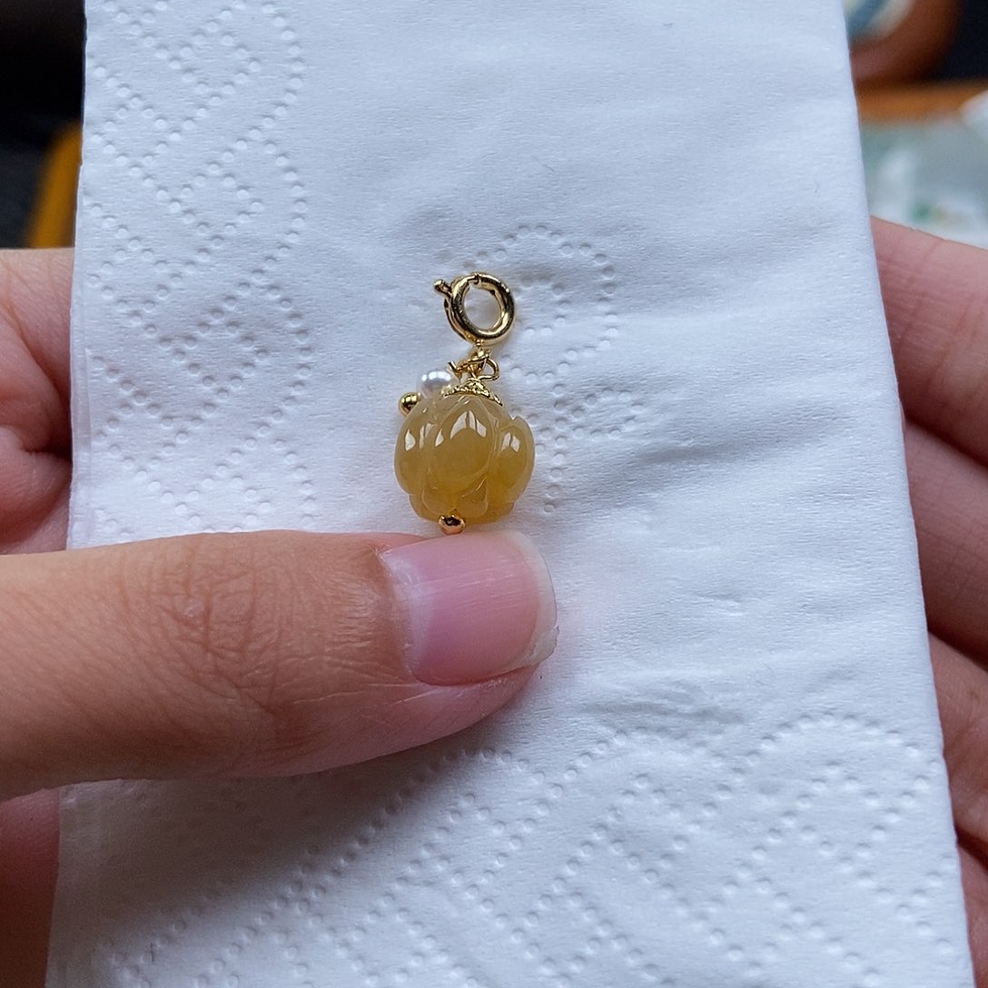 未镶嵌挂件翡翠闪