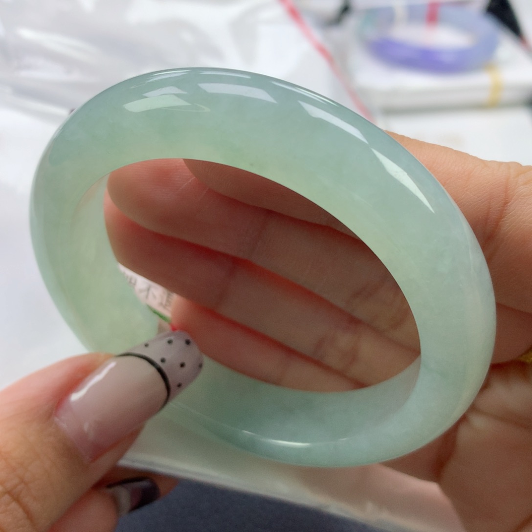 翡翠手镯未镶嵌52.8正