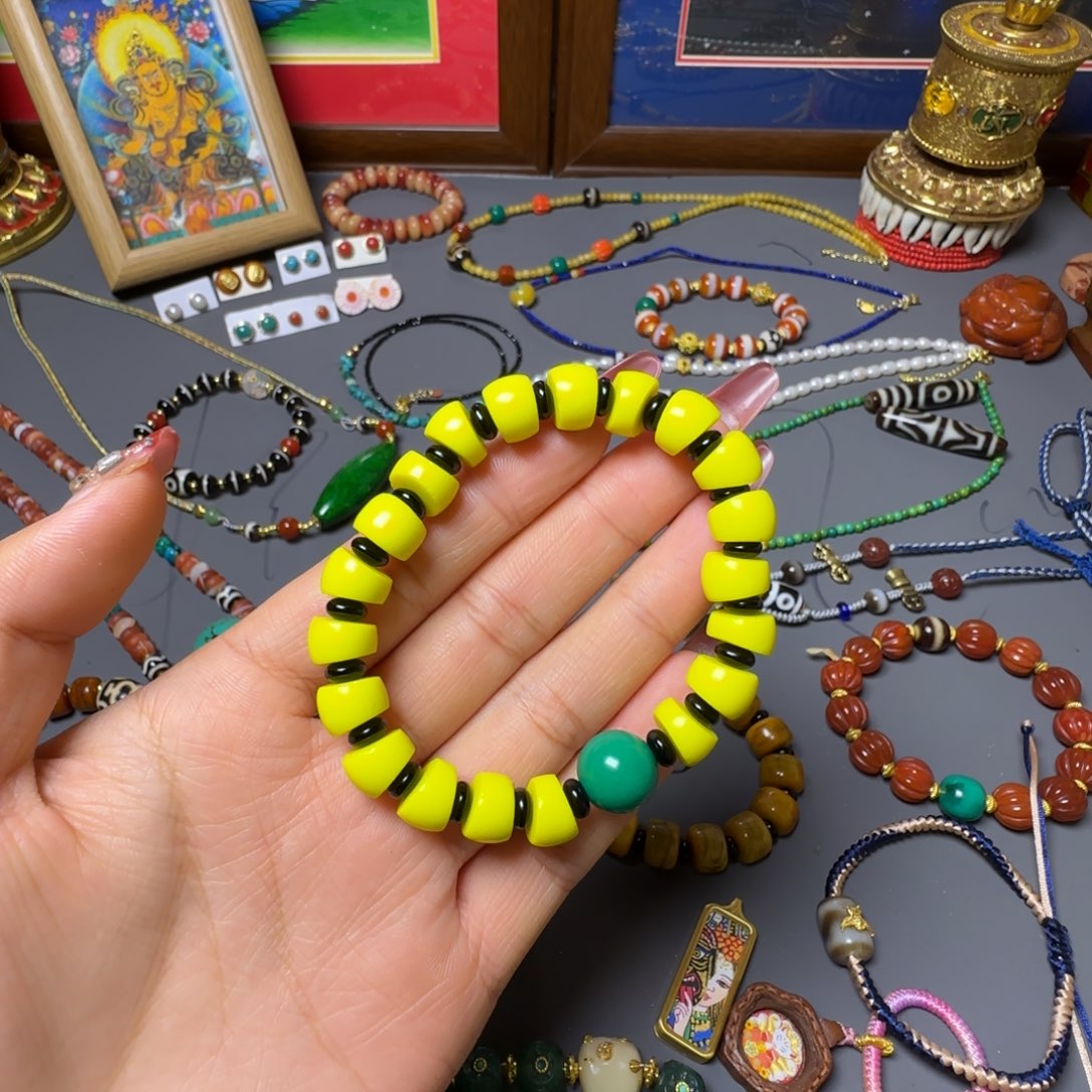 琉璃手工艺品的重中之重吊坠吊坠