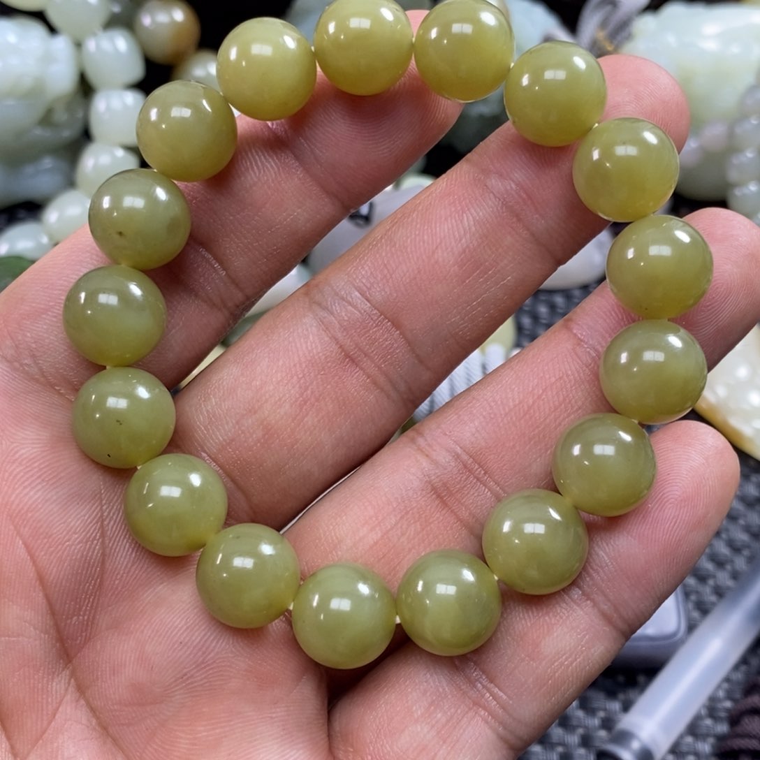 和田玉未镶嵌手链