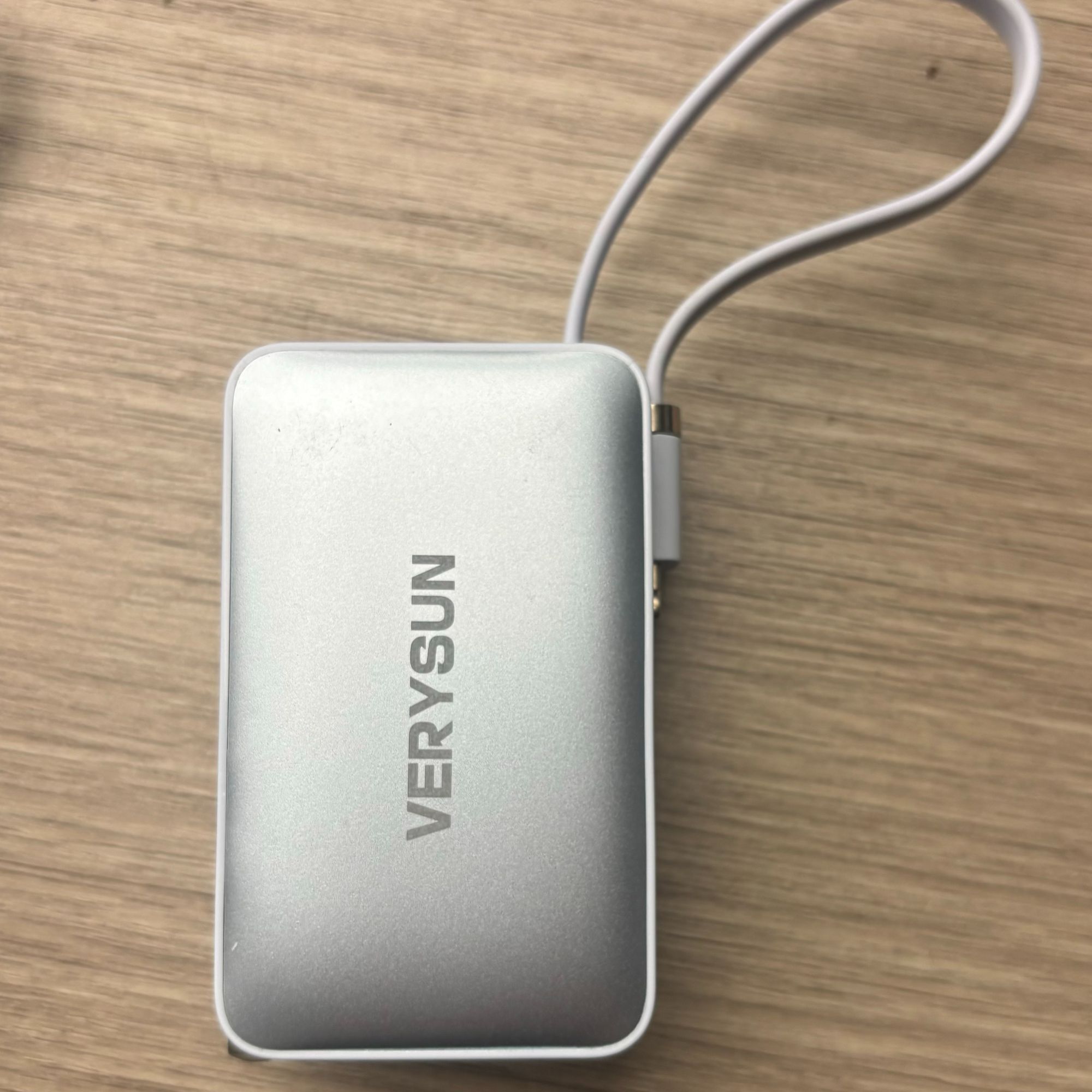 VERYSUN 三合一 5000毫安随心充 有3c可上飞机高铁