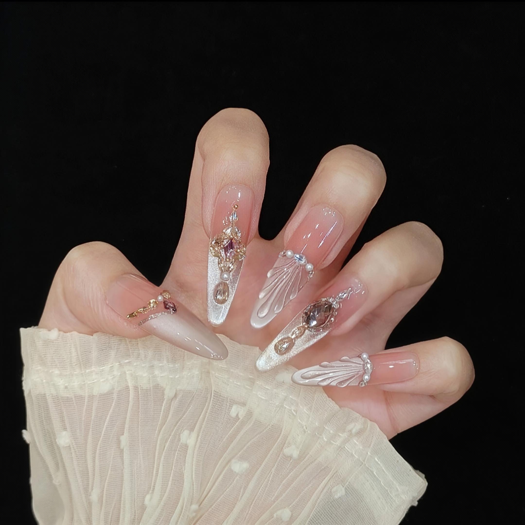 【粉色海洋】粉色法式显白爆闪手工穿戴甲高级温柔气质美甲穿戴甲片