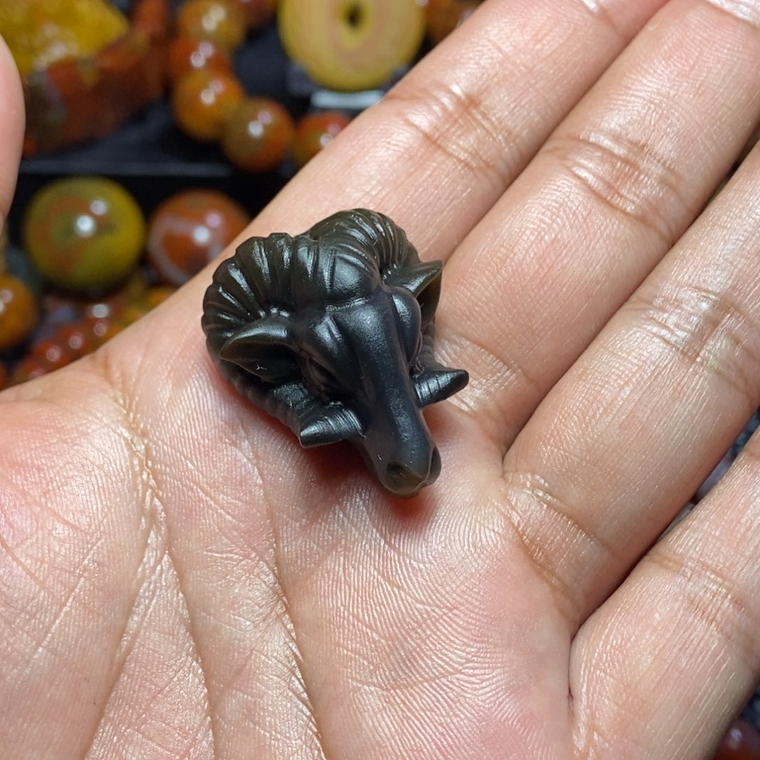 玛瑙/玉髓玛瑙战国红未镶嵌