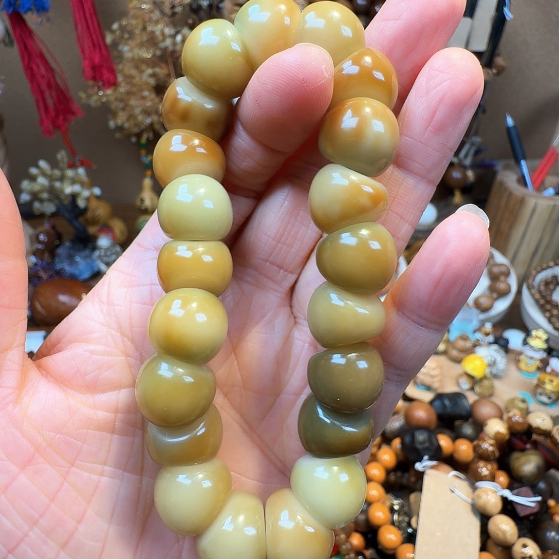 柏香籽/百香籽吊坠菩提树和