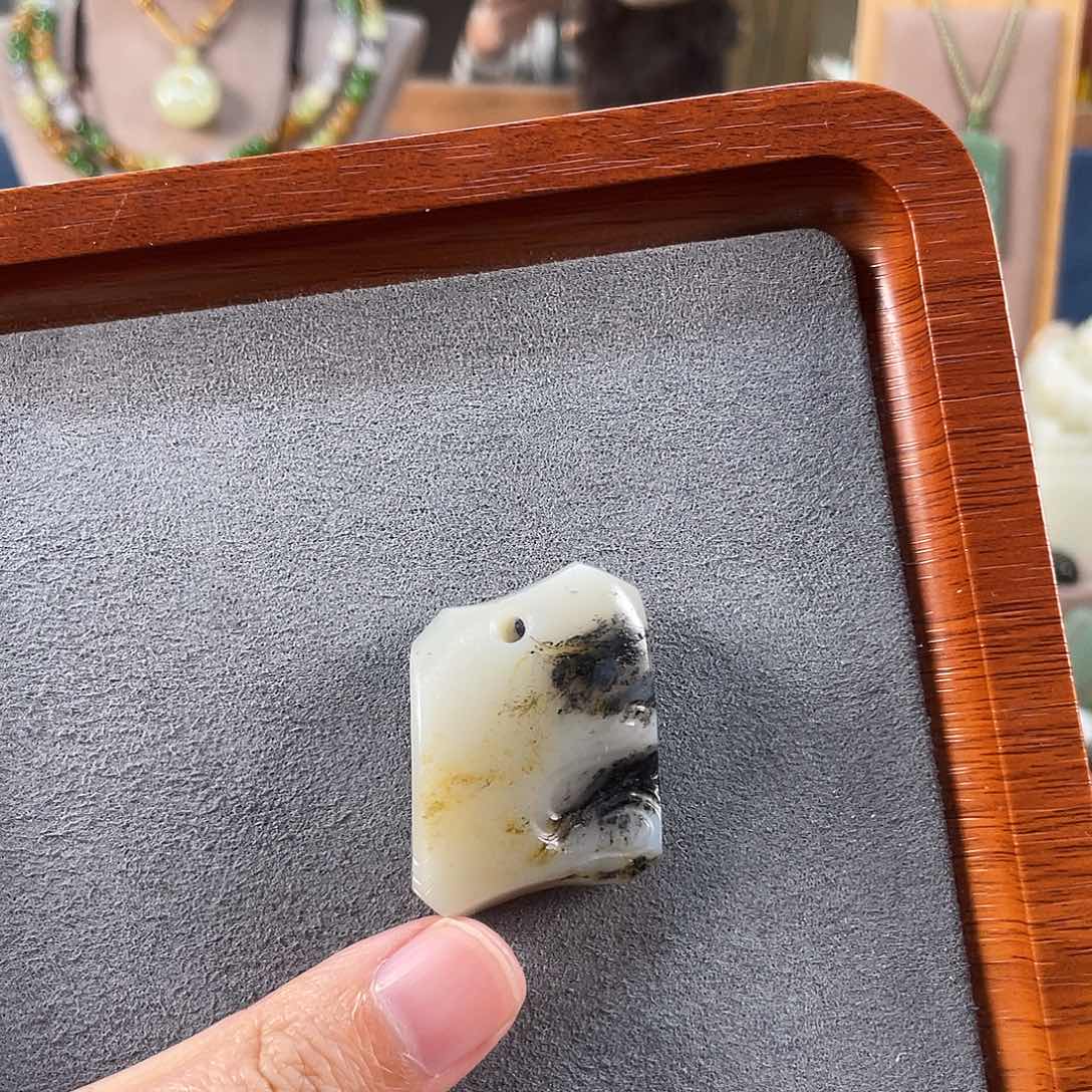 和田玉未镶嵌吊坠(不含链)