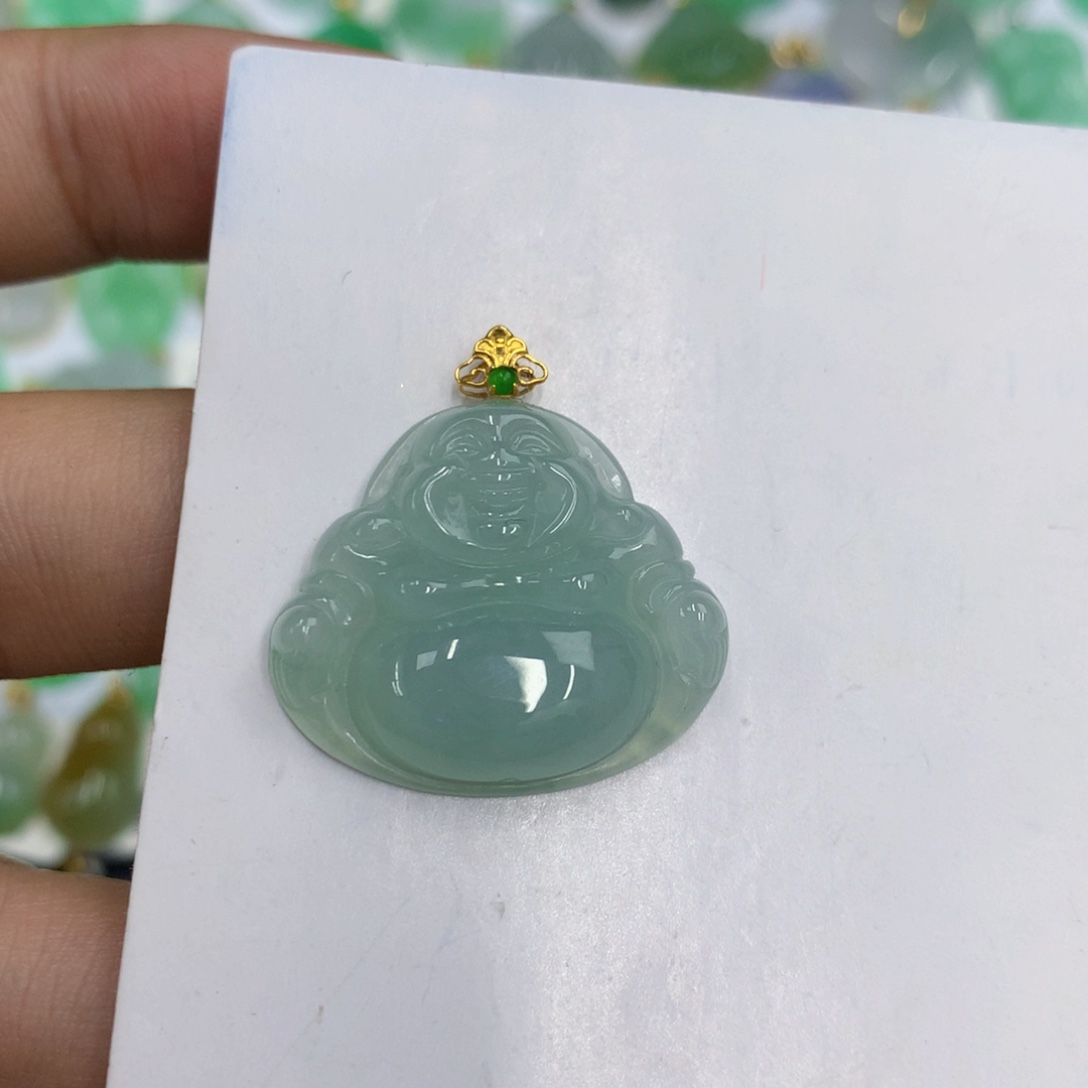 颈饰18K金镶嵌翡翠翡翠