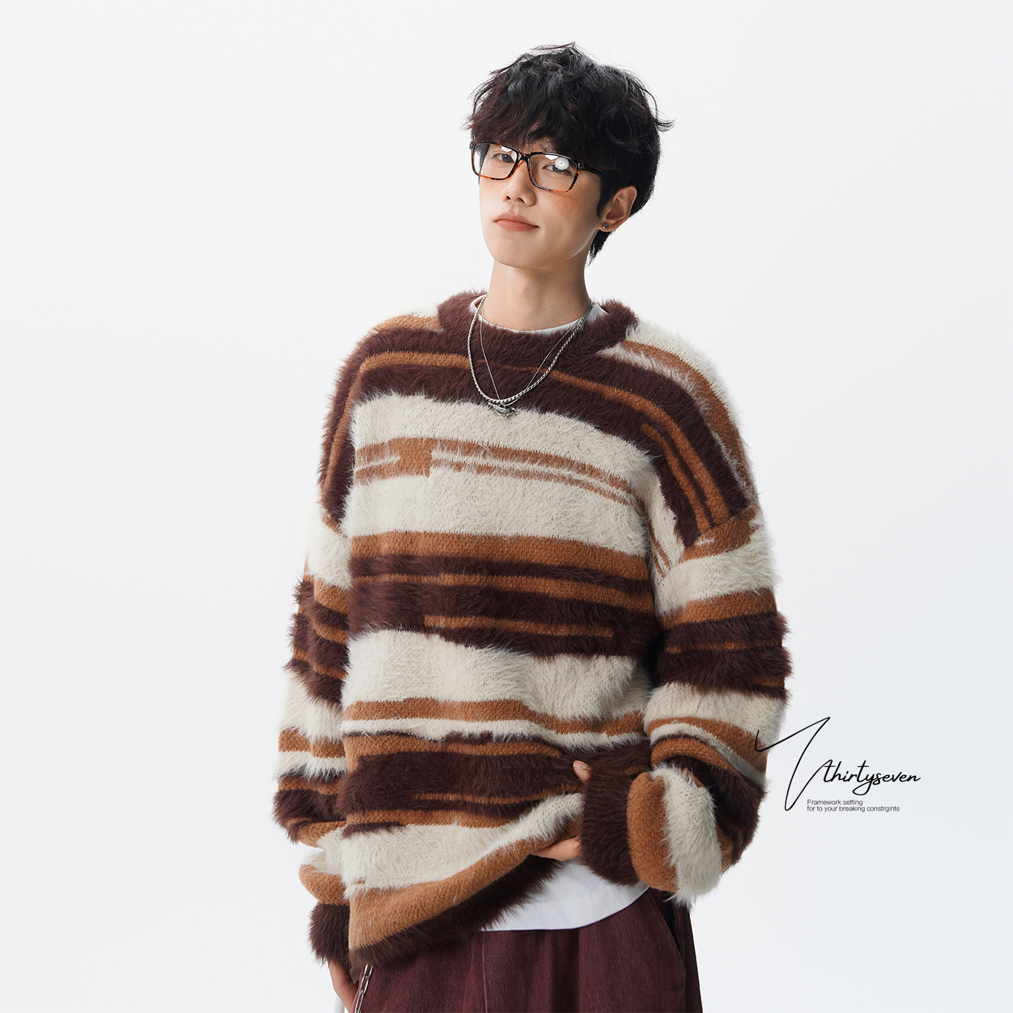 V37美式复古防马海毛衣男秋季慵懒风针织衫潮牌宽松情侣圆领外套