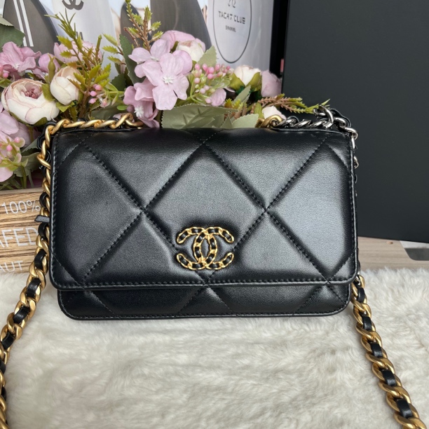 99新 Chanel/香奈儿 香奈儿黑金19bag woc