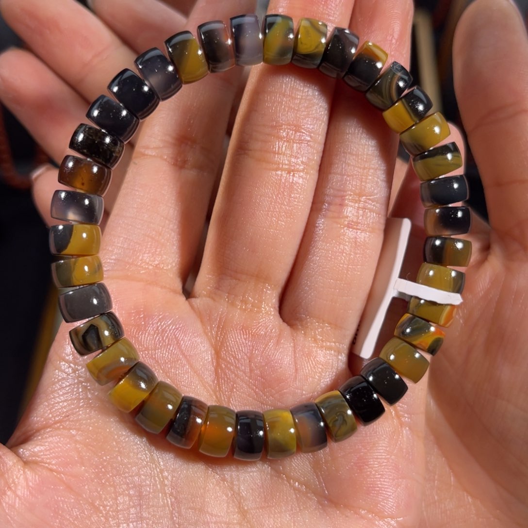 玛瑙/玉髓昭通料药片单圈8mm未镶嵌