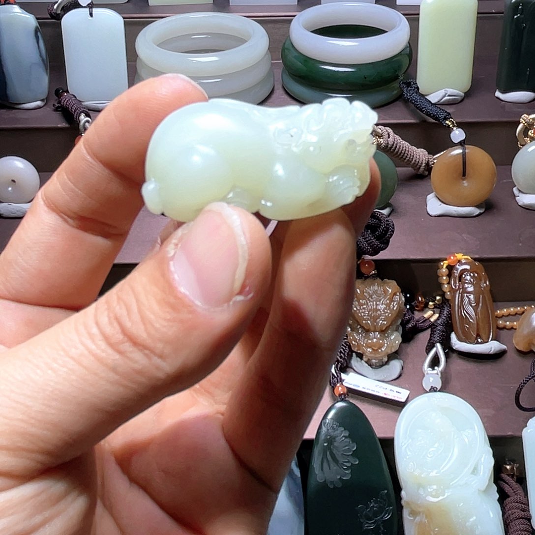 和田玉挂件未镶嵌