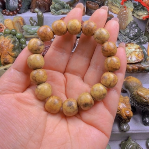 岫岩河磨玉（透闪石质玉）手串未镶嵌老*