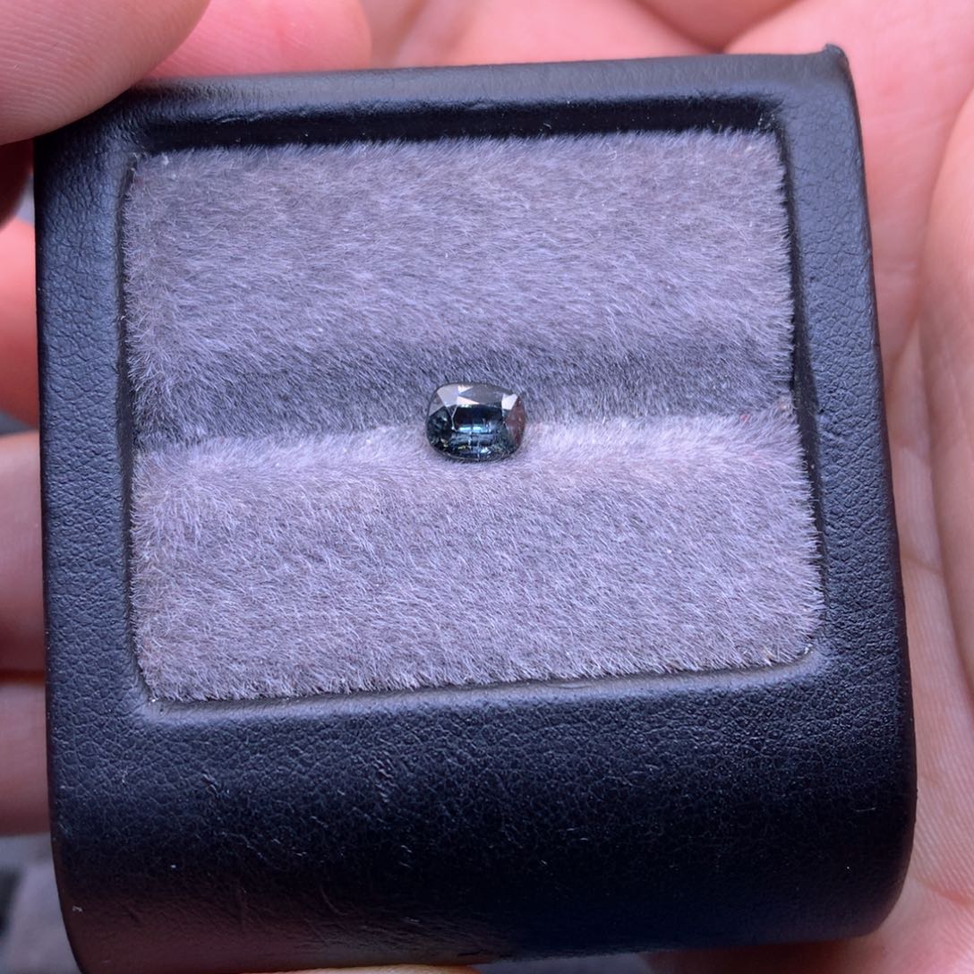 尖晶石裸石天然尖晶石开播福利