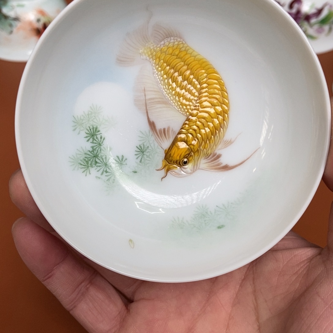 一***奕手工珐琅彩金龙鱼主人杯