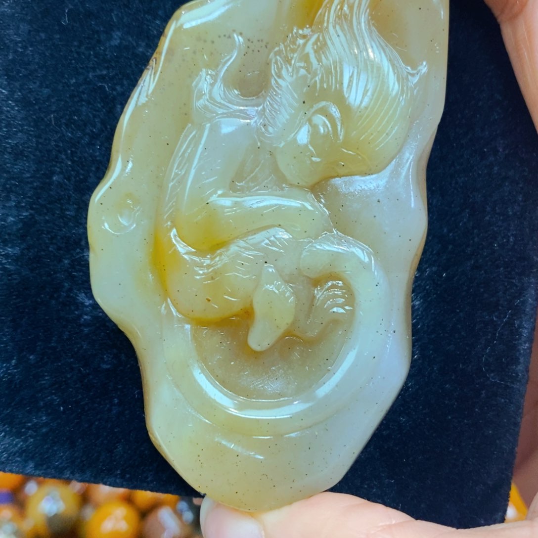 未镶嵌石英质玉（黄龙玉）吊坠(不含链)