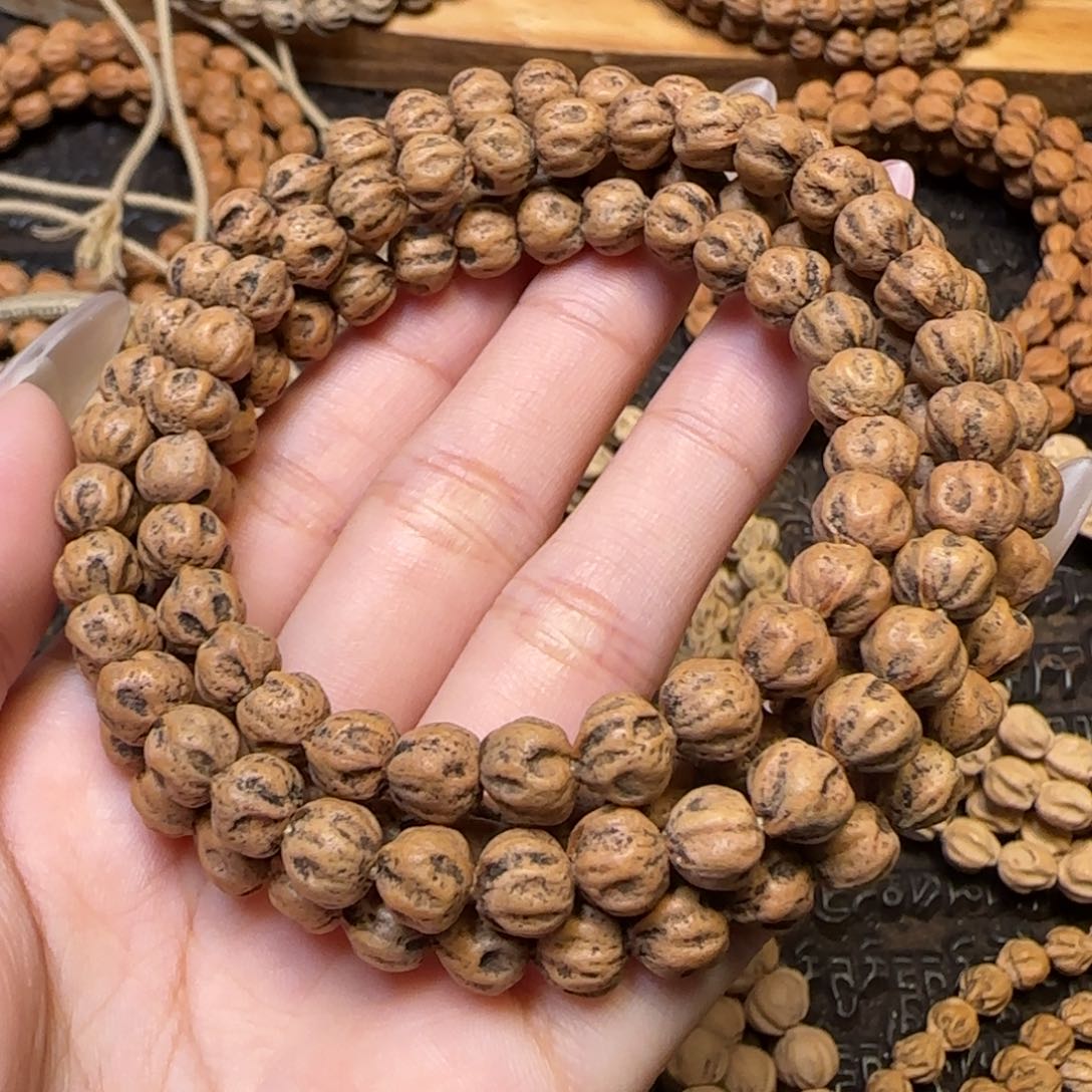 柏香籽/百香籽吊坠༺****