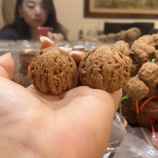 文玩核桃吊坠35绣球