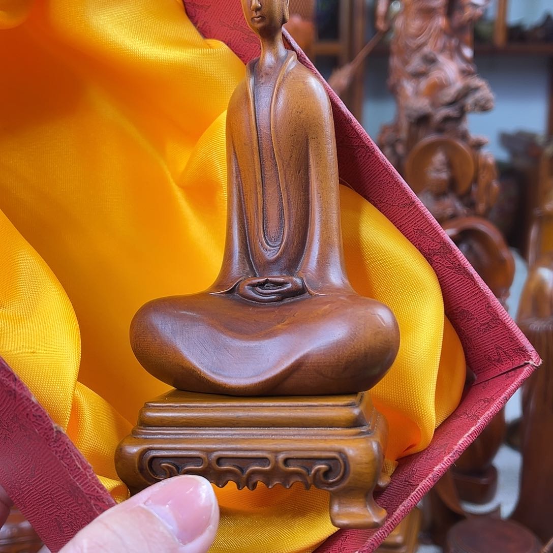 黄杨木黄杨木雕刻高度12厘米➕底座