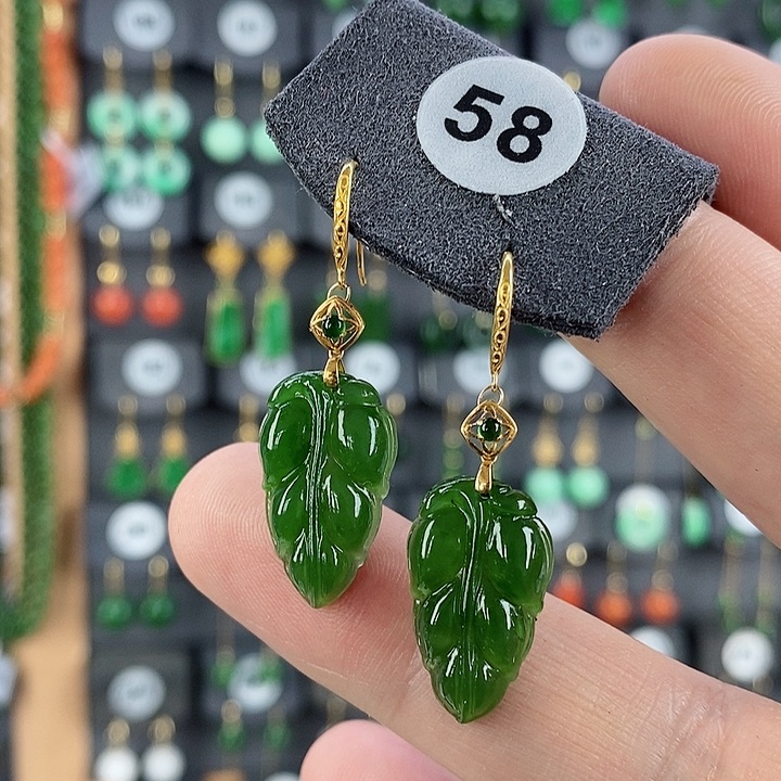 和田玉耳饰18K金镶嵌