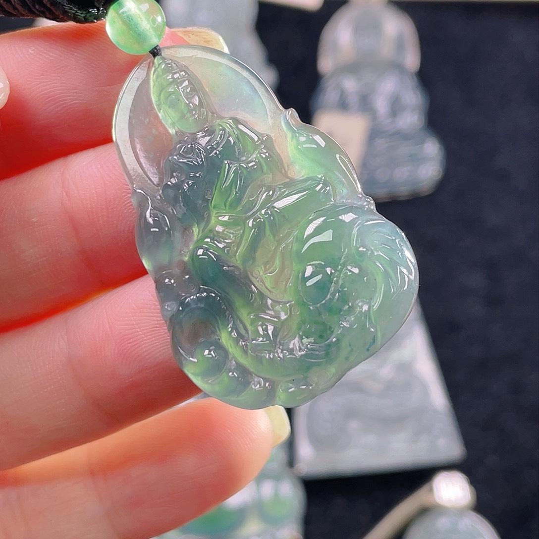 颈饰未镶嵌翡翠5，