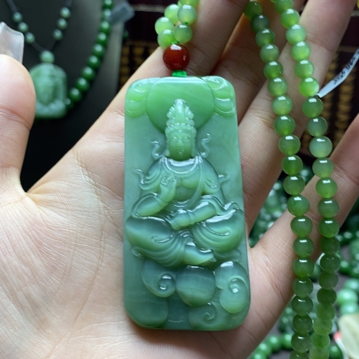 和田玉吊坠未镶嵌