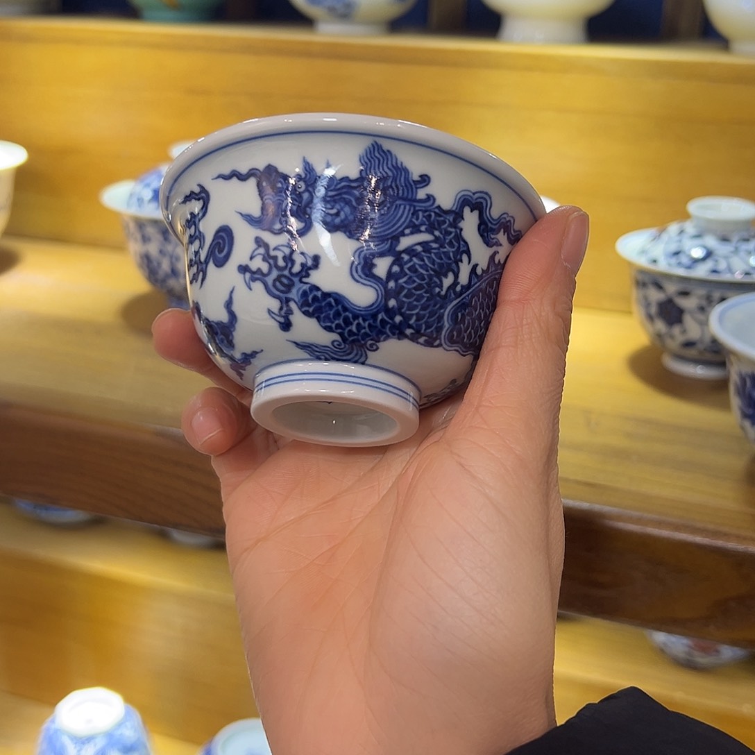 杯子宣德龙纹压手杯