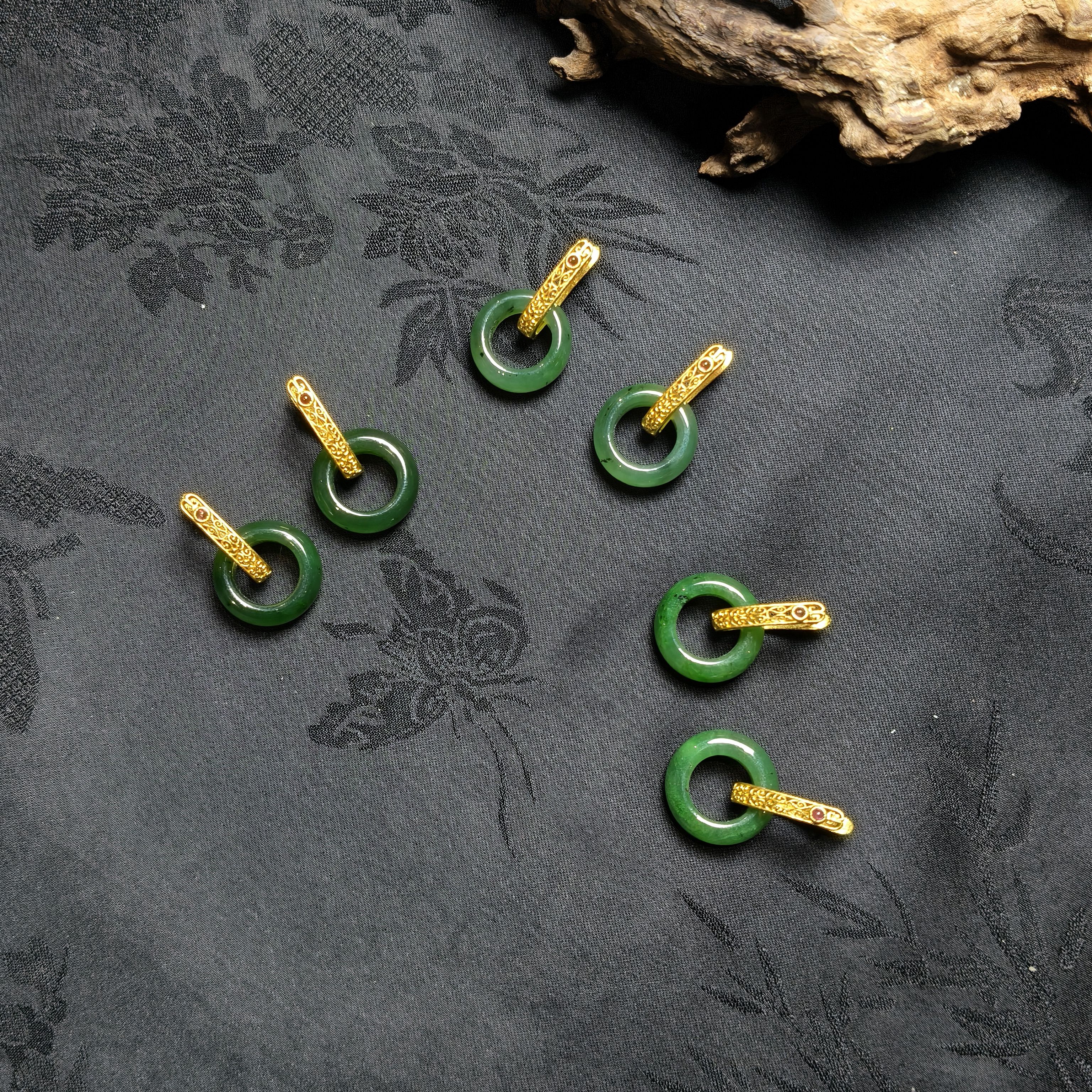 【翠瑜】HTK5226-KJ和田玉碧玉甜甜圈耳饰多样性发一