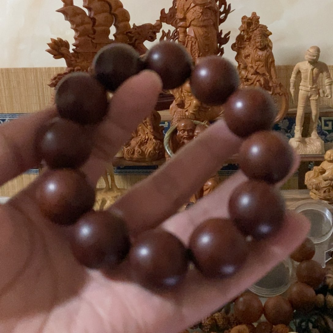 维腊木（绿檀）无事牌奇