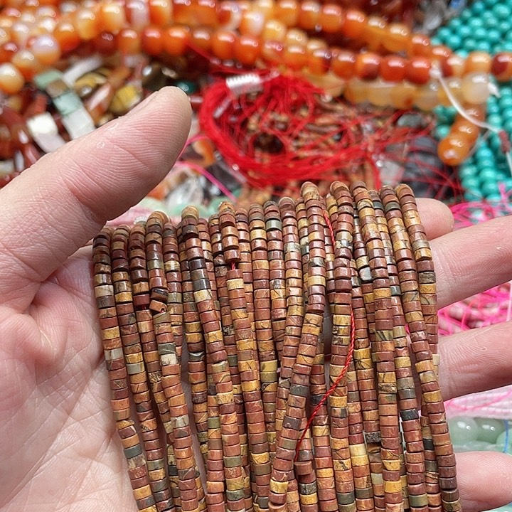 玛瑙/玉髓珠宝半成品未镶嵌一条4mm毕加索