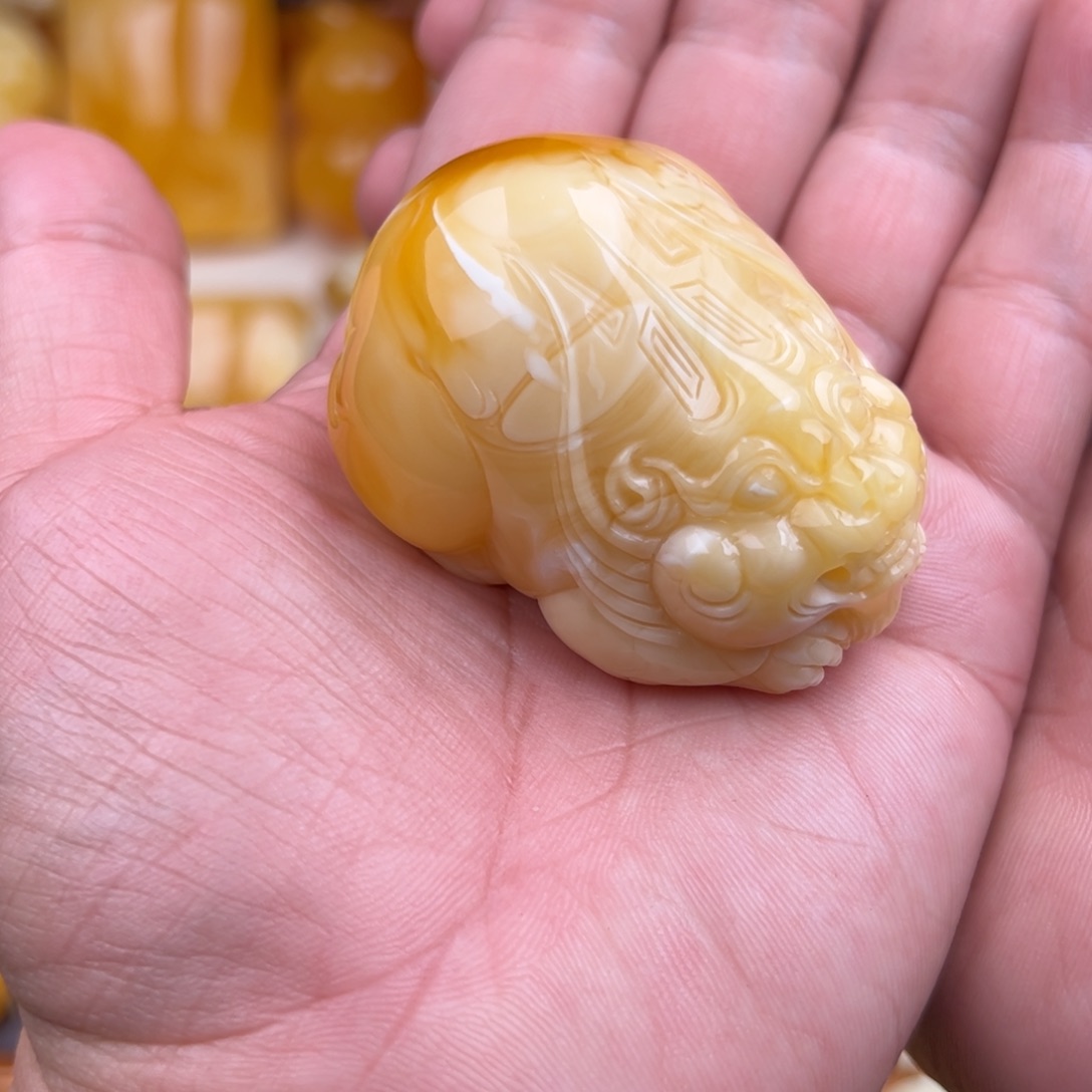 琥珀裸石未镶嵌纯天然蜜蜡