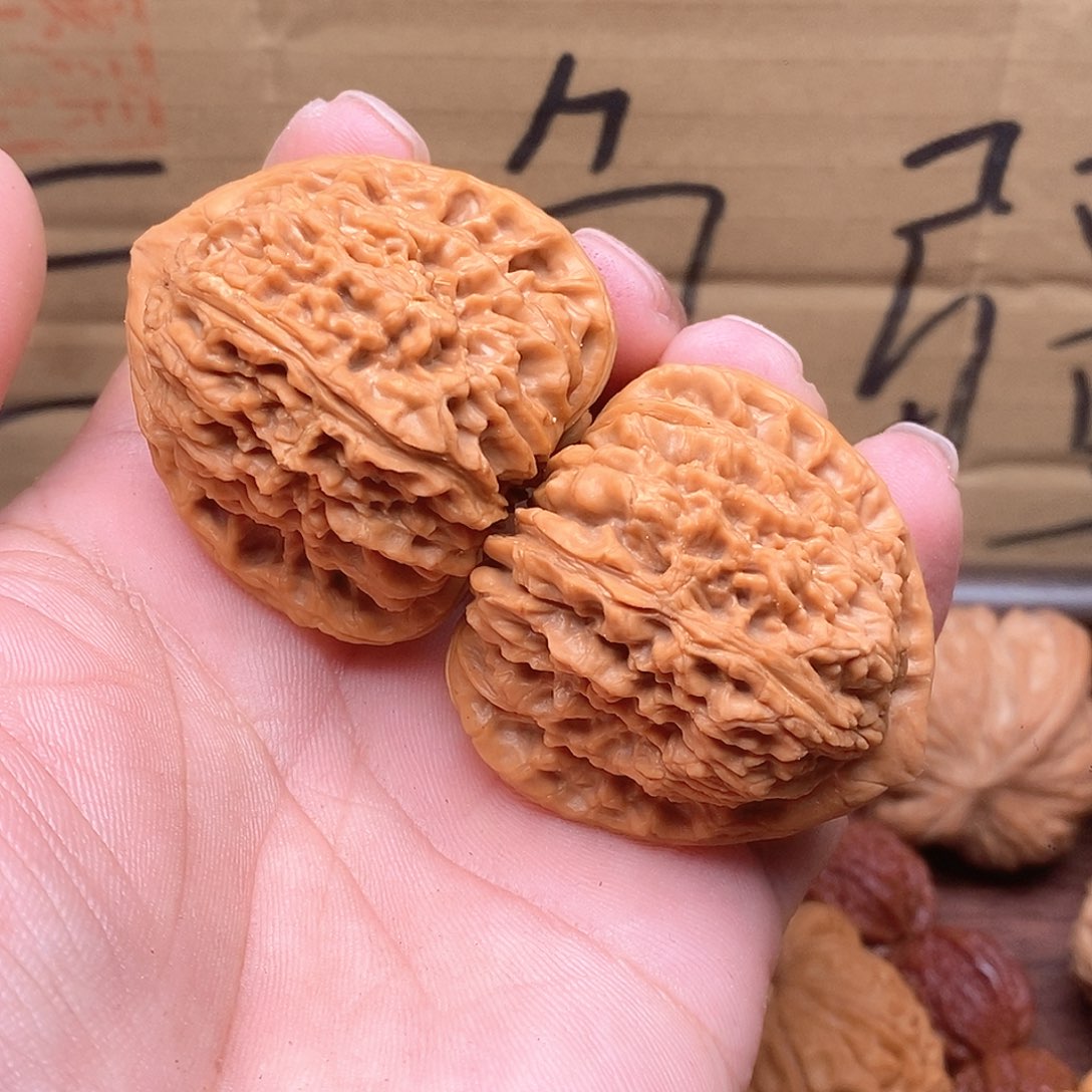 文玩核桃把件41三角疆……