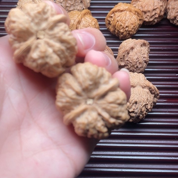 文玩核桃把件蛤蟆头35（4）