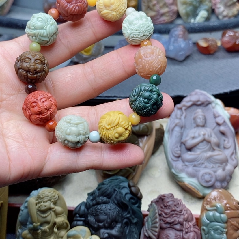 【闪购商品】定制石英质玉手串未镶嵌