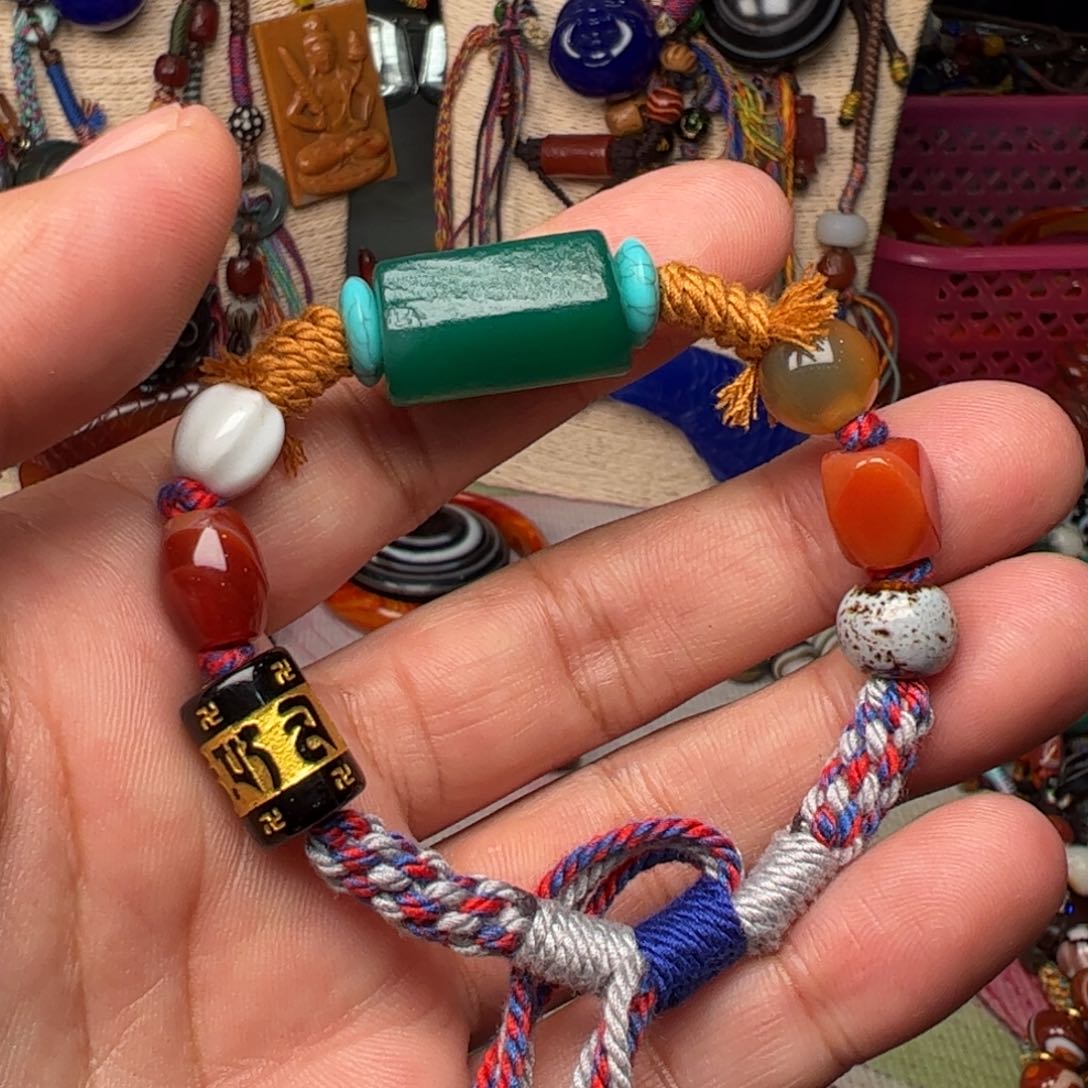 玛瑙/玉髓颈饰未镶嵌