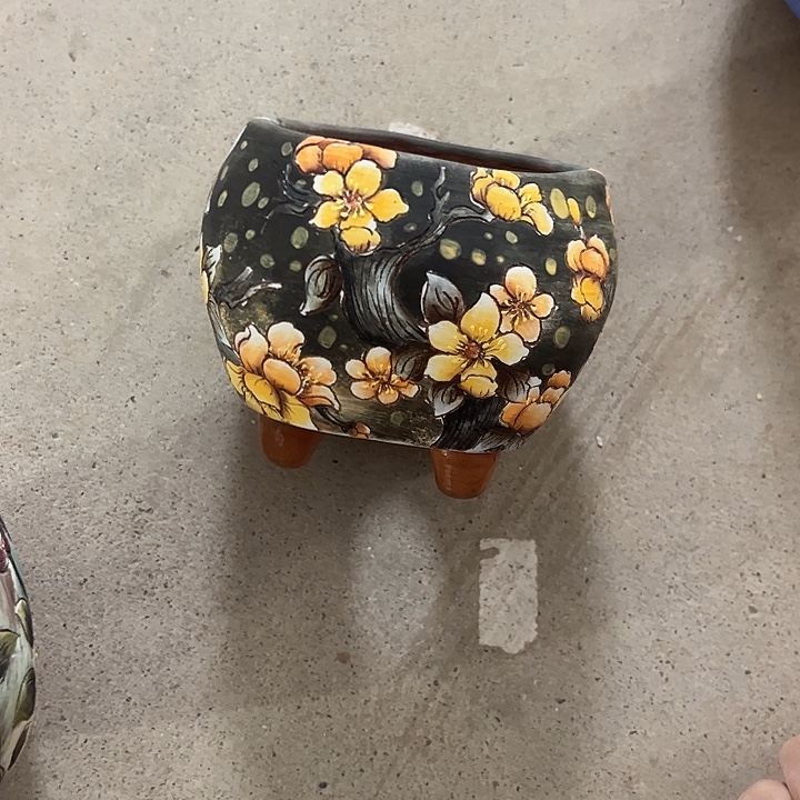 用***2满38包邮 景德镇幸运花盆