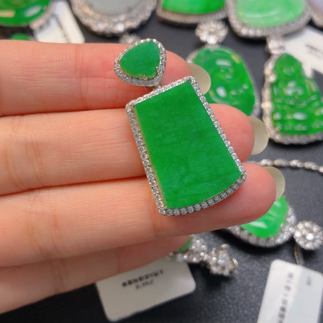 翡翠银S925镶嵌颈饰